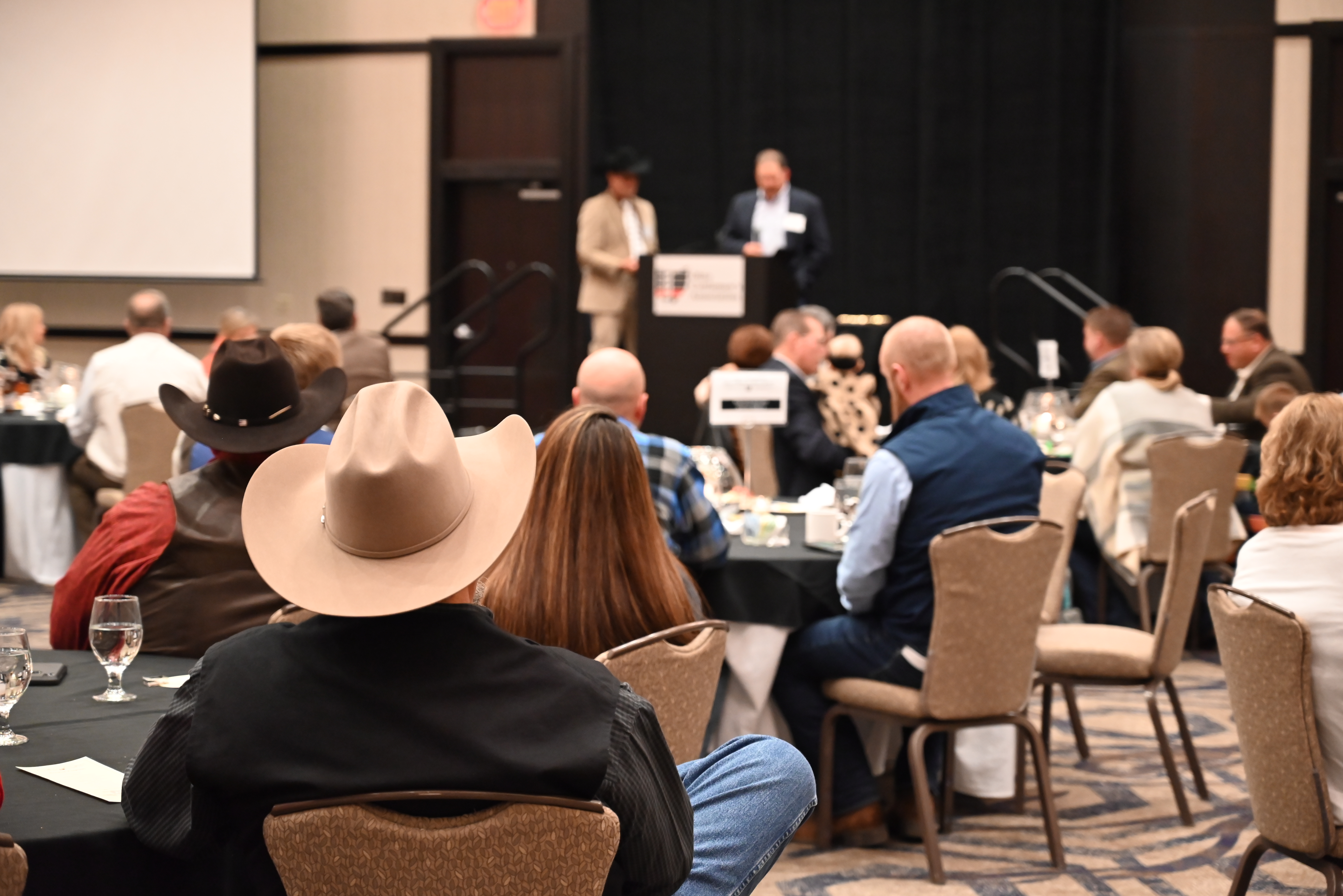 OCA members invited to Annual Meeting & Awards Banquet in January