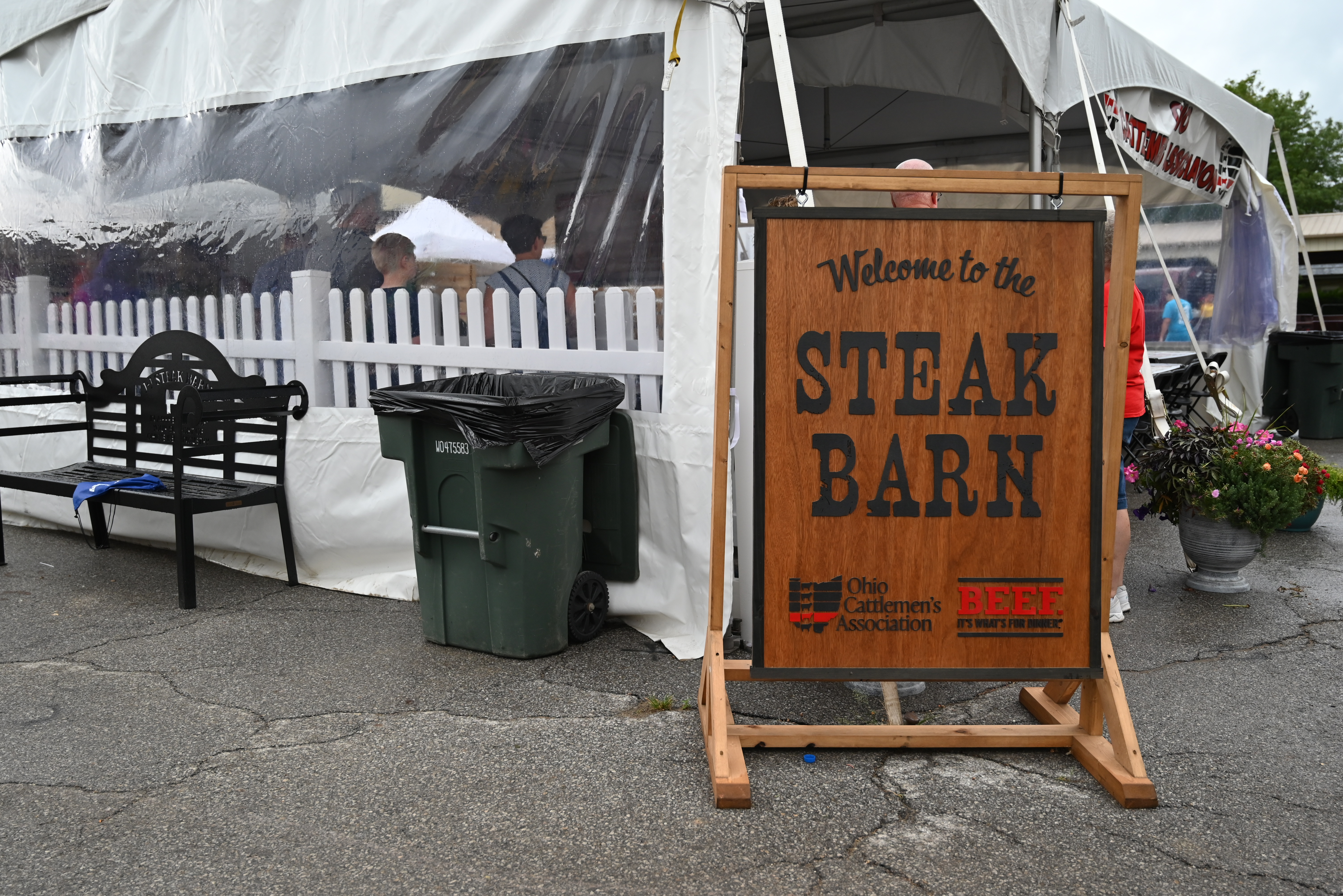 Steak Barn sign
